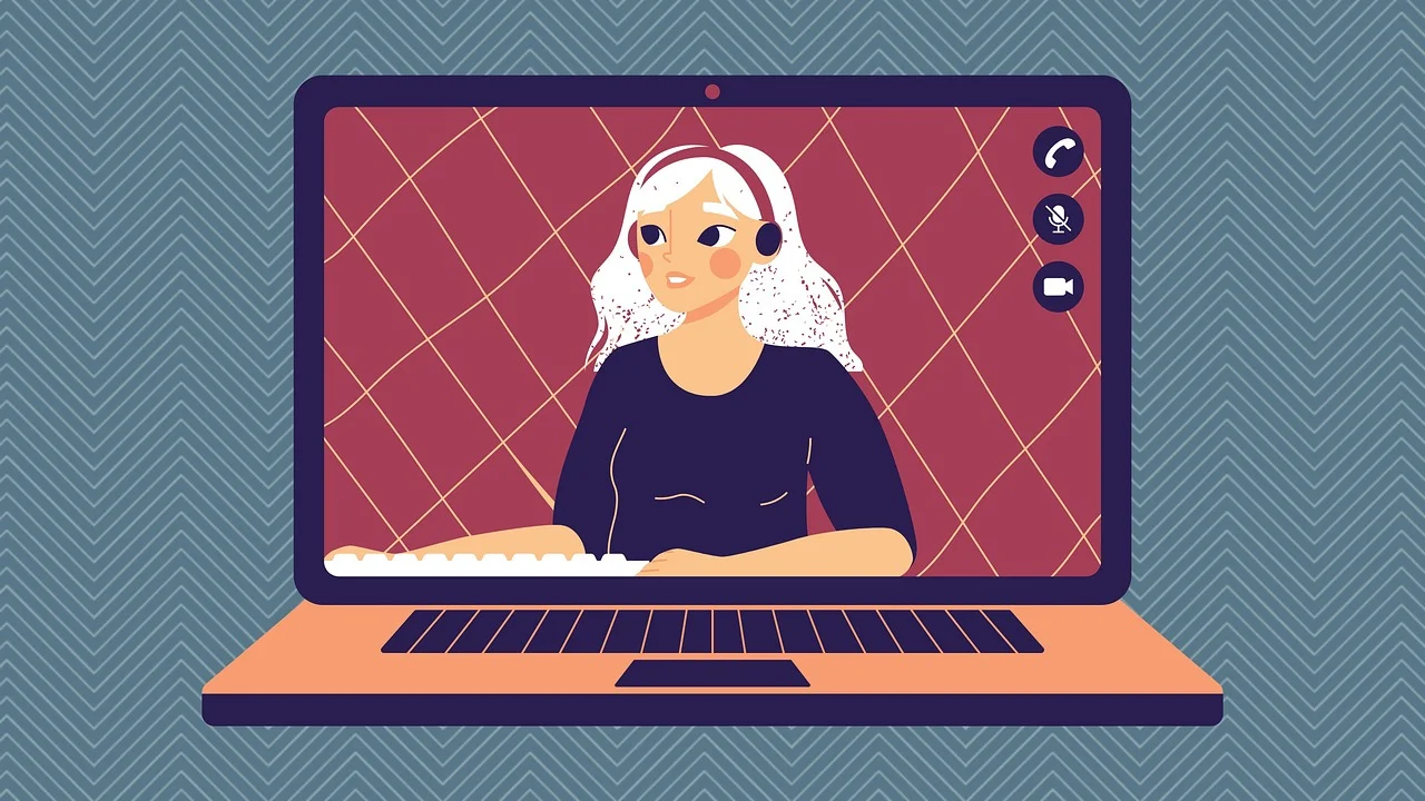 Tela de notebook com opção de desfoque em uma videochamada.