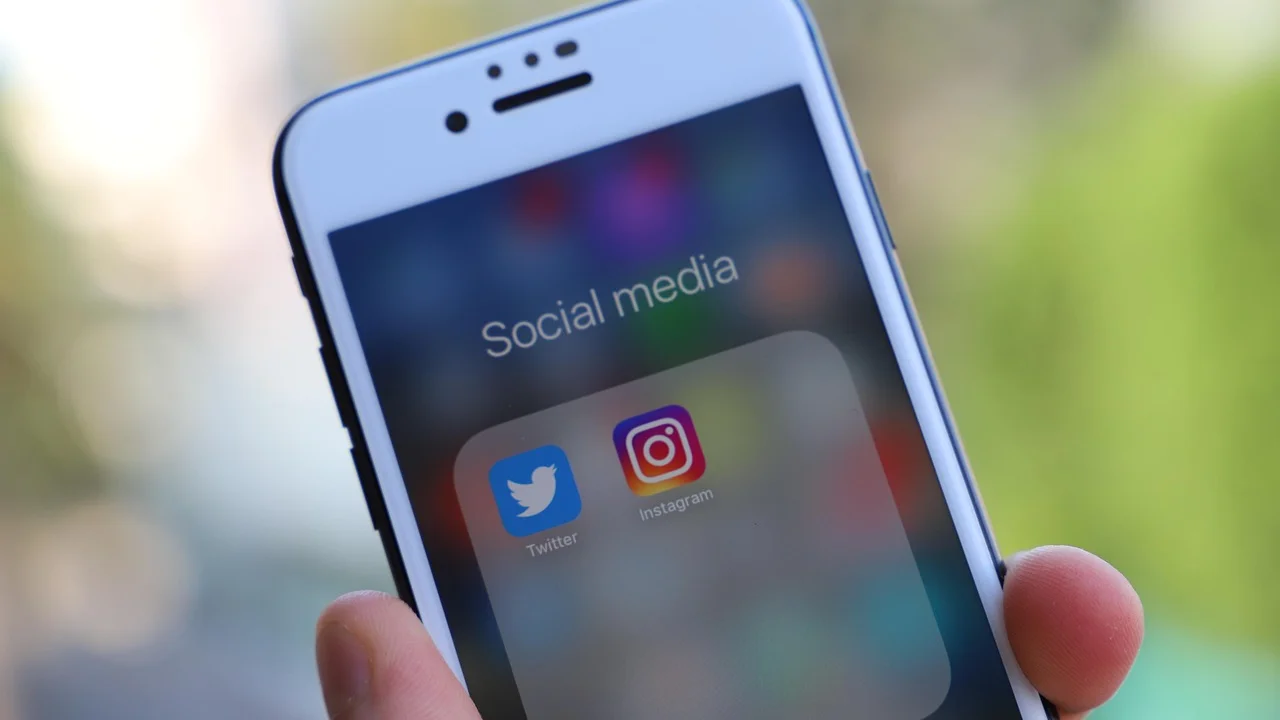 Exemplo de nomes curtos para destaques do Instagram