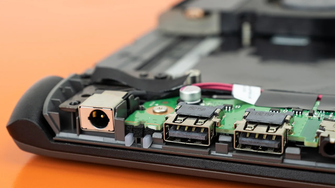 Menu de inicialização com opção de unidade USB