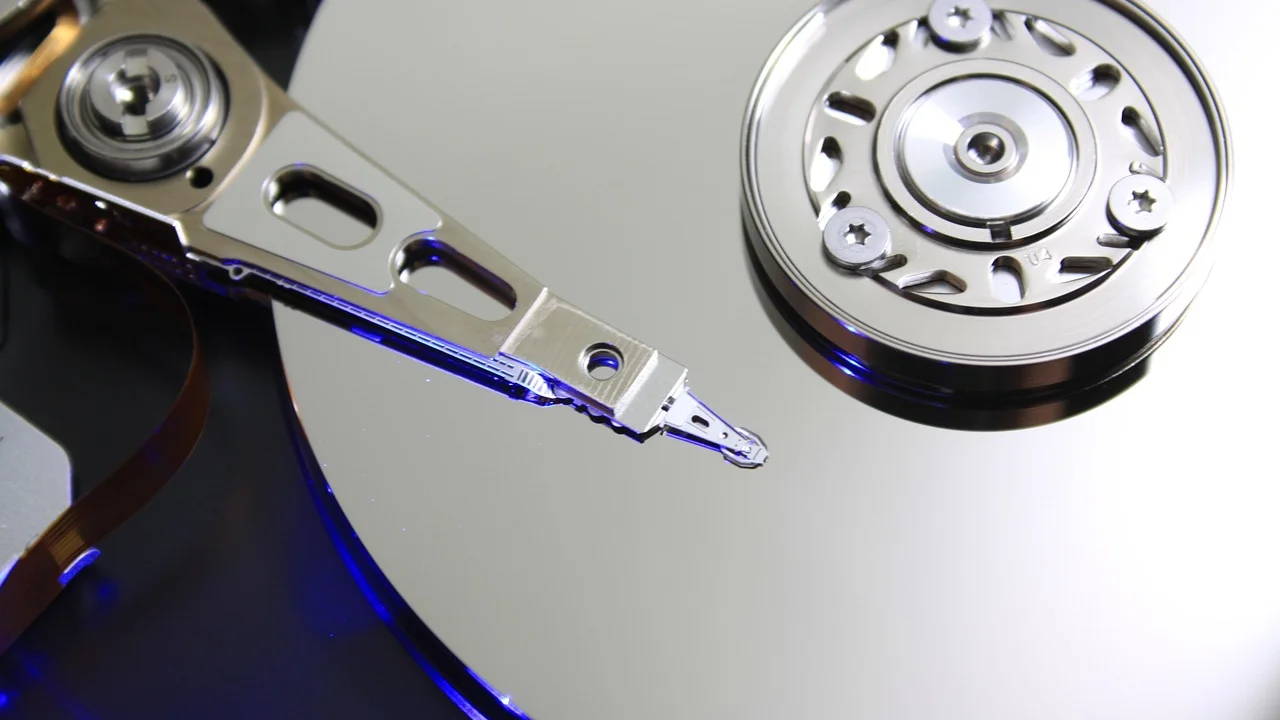 HD externo usado para guardar documentos e fotos importantes