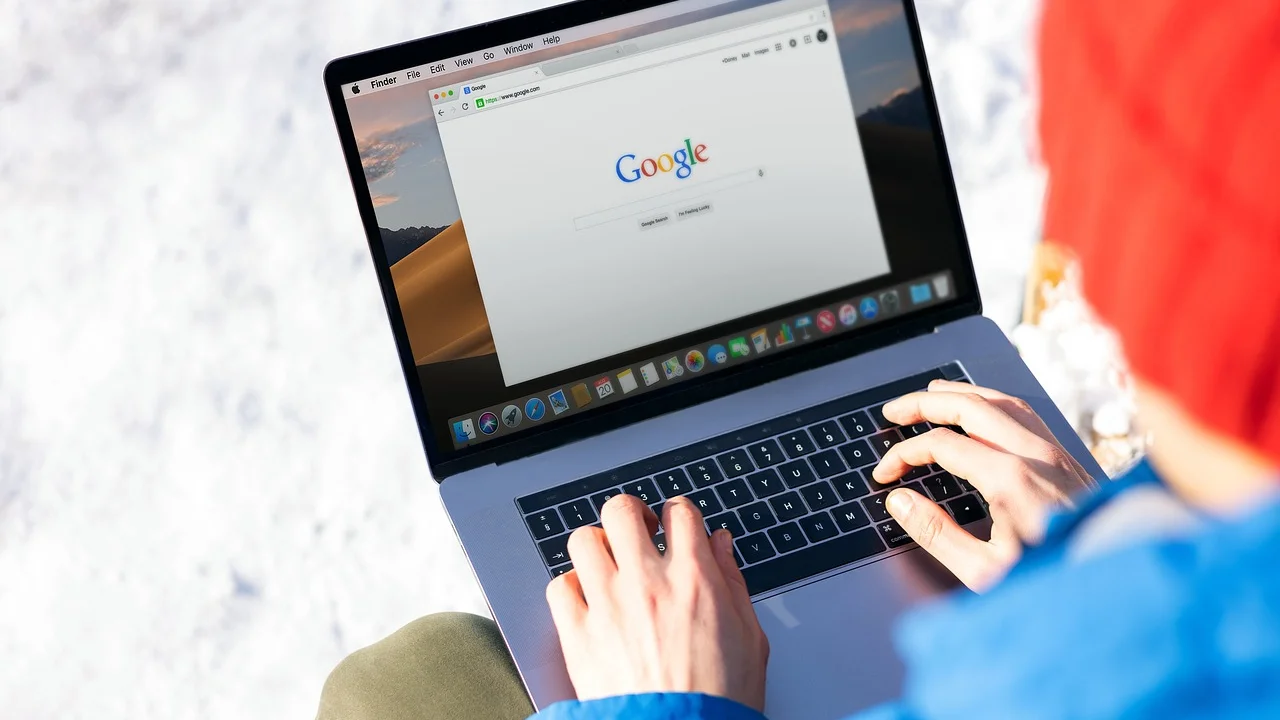 Pesquisa pelo celular com o navegador Microsoft Edge