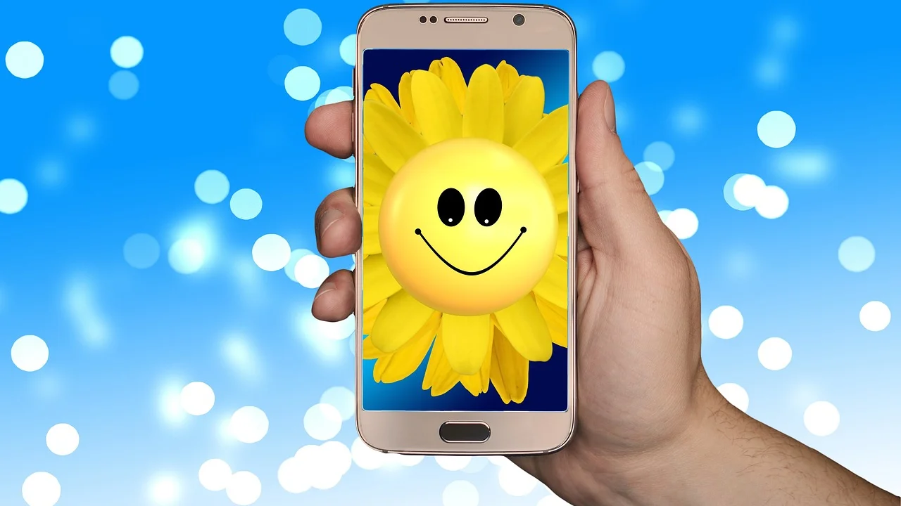 Teclado virtual com opções de emojis populares.