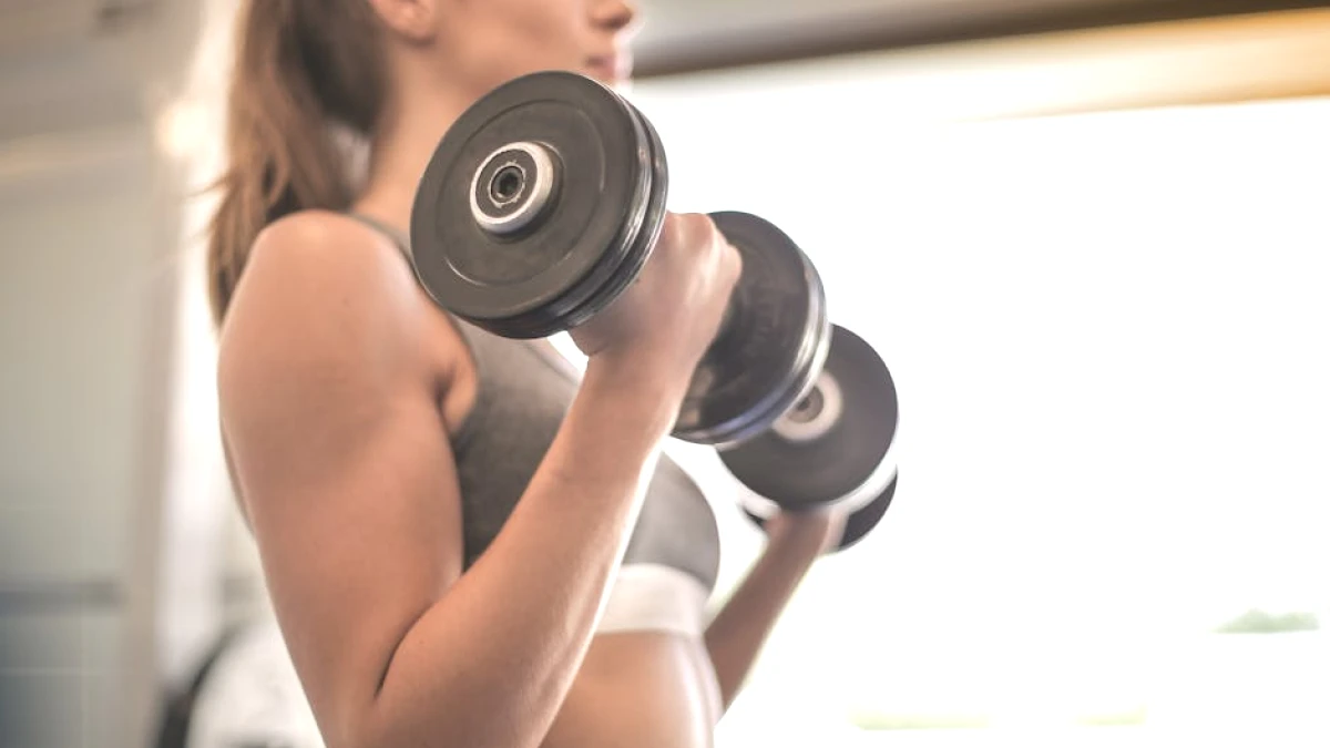 Exercícios de Bíceps com Halteres: Guia Completo