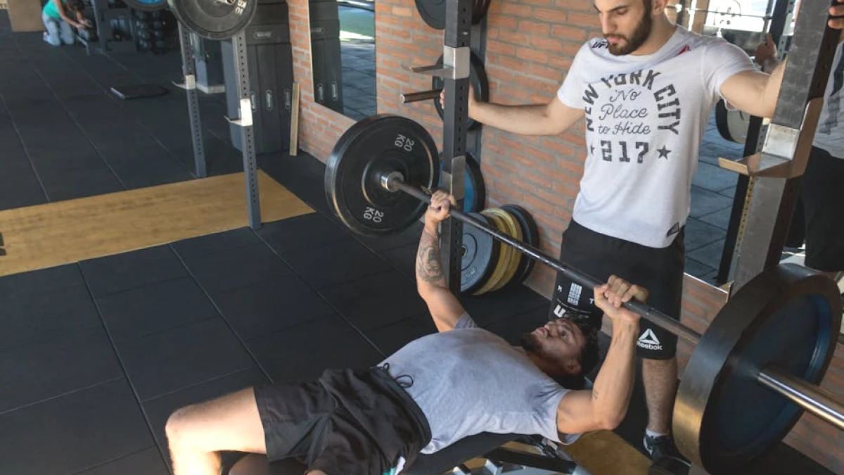 exercicios-de-supino-vertical-maquina - Image 2
